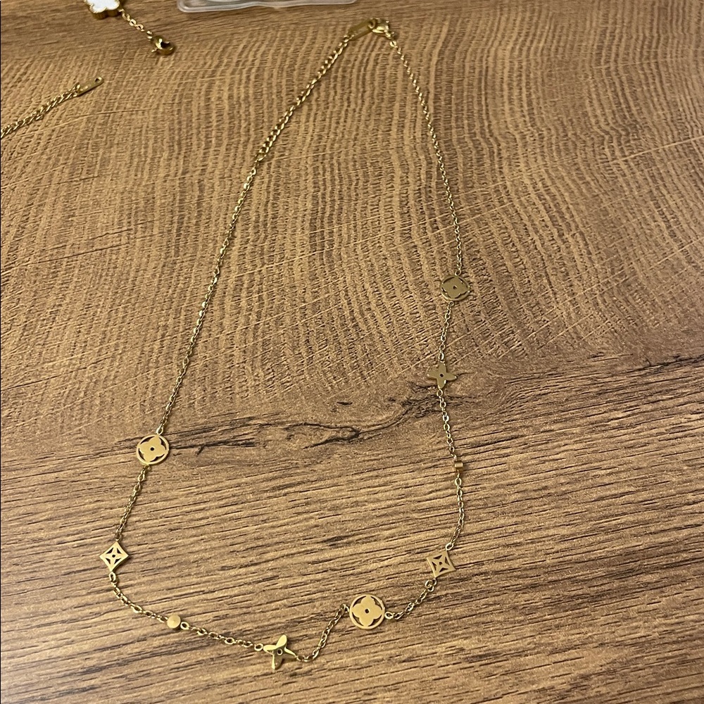 Jewelry bundle - Picture 4 of 8